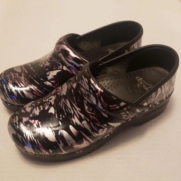 Dansko Metallic Patent Clogs Black Silver Women's Size EU 39/8.5 - Picture 2 of 6